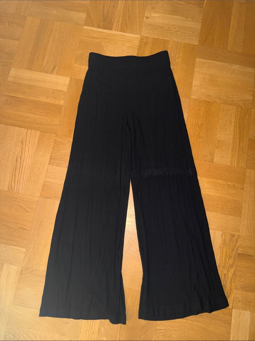 High-Rise Black Wide-Leg Ribbed Knit Pants